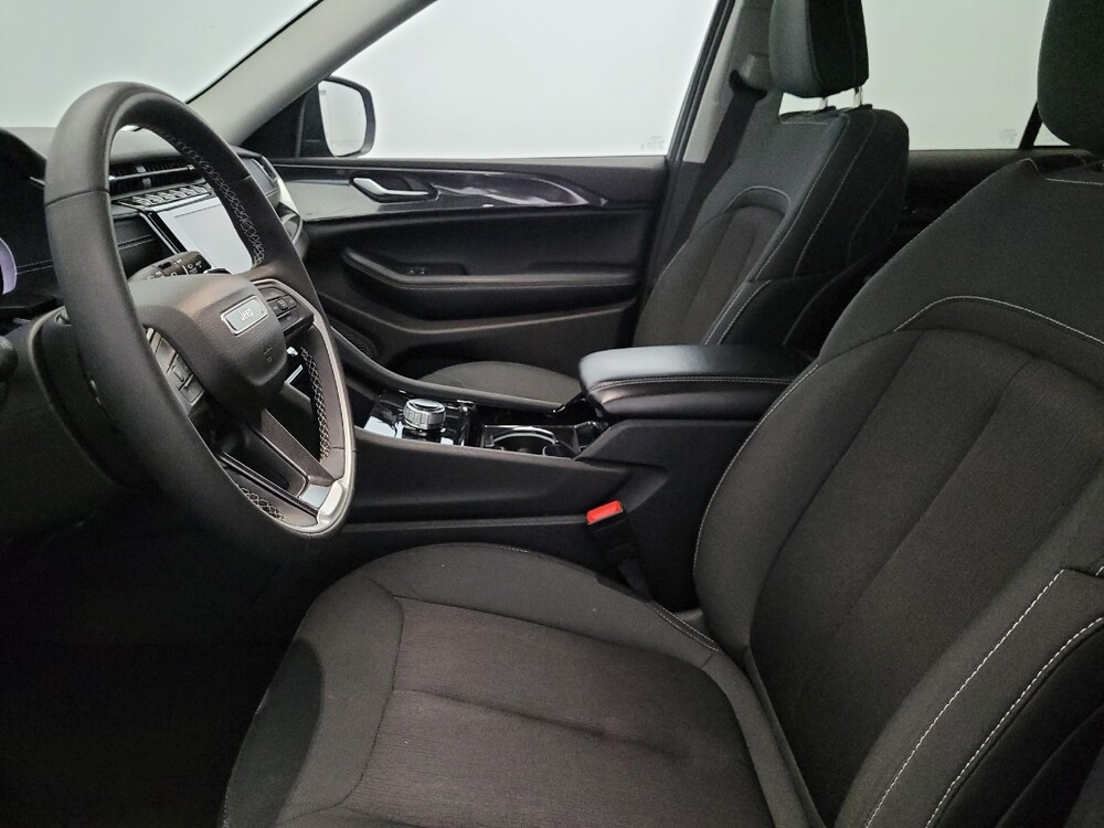 2023 Jeep Grand Cherokee in Pittsburgh, PA 15237 - 18119932 17