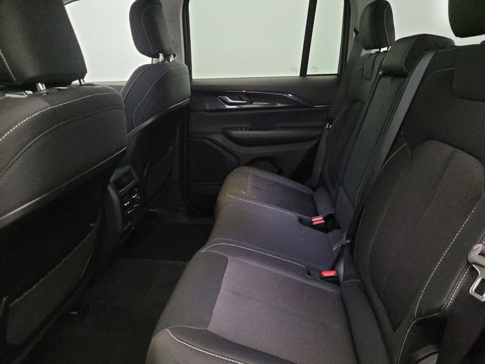 2023 Jeep Grand Cherokee in Pittsburgh, PA 15237 - 18119932 18