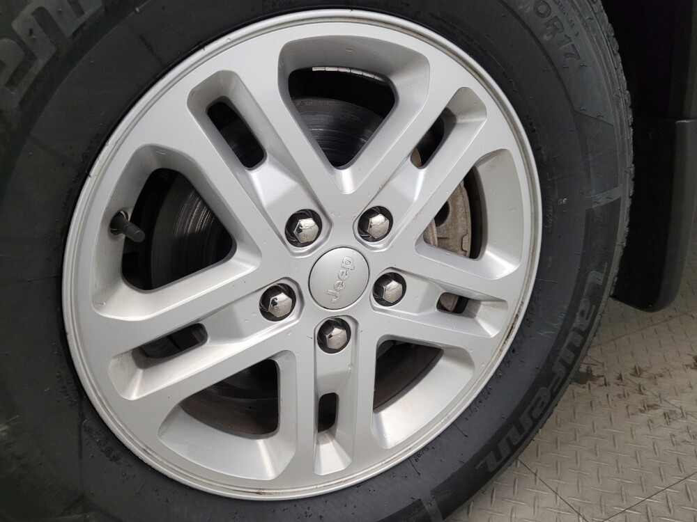 2023 Jeep Grand Cherokee in Pittsburgh, PA 15237 - 18119932 31