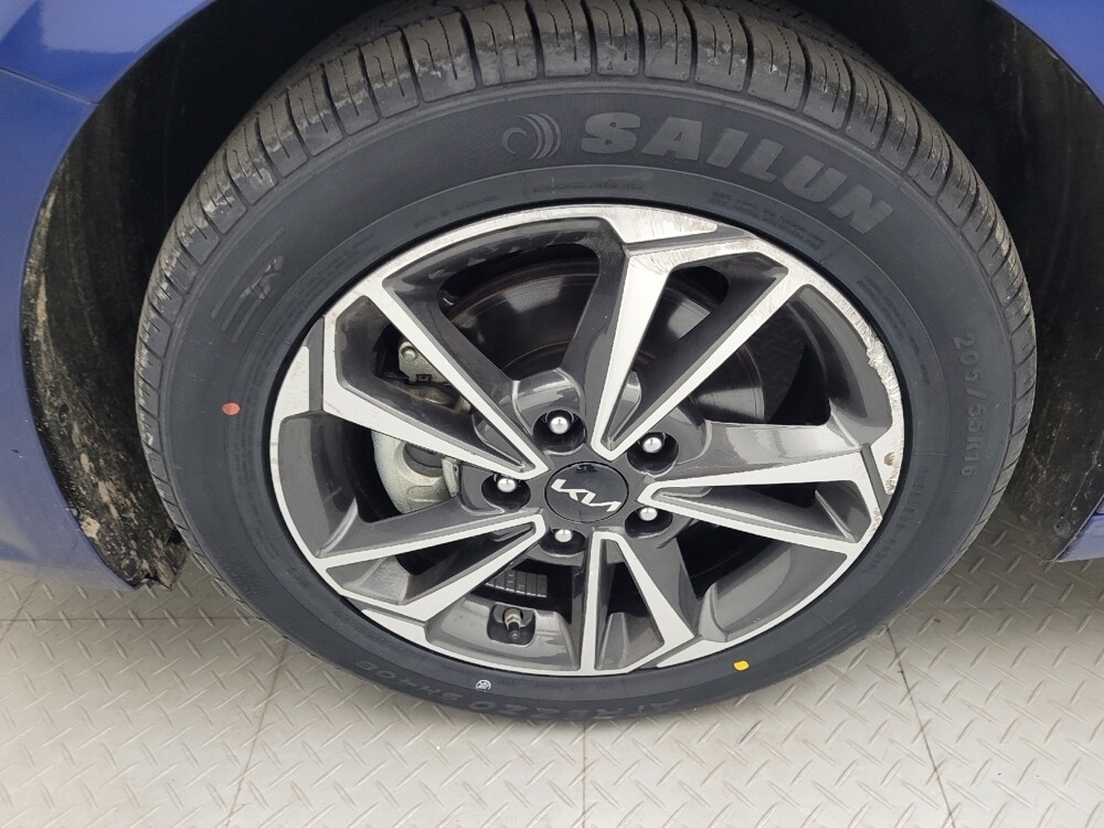 2024 Kia Forte in Charleston, SC 29414 - 18119936 31