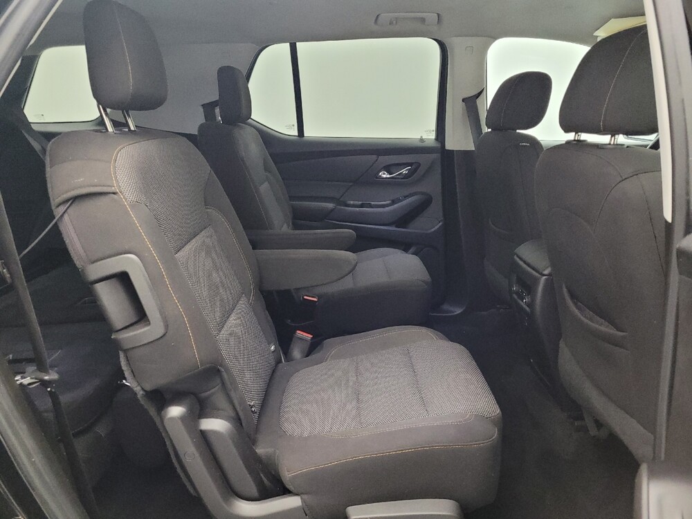 2018 Chevrolet Traverse in Greensboro, NC 27407 - 18119938 19