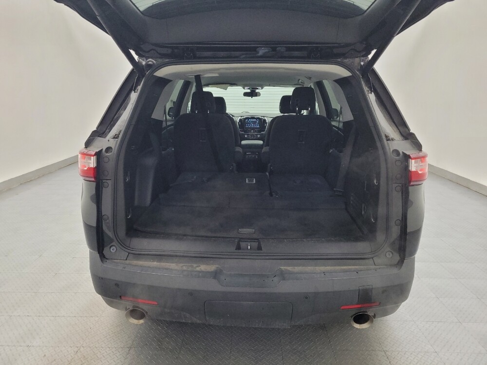 2018 Chevrolet Traverse in Greensboro, NC 27407 - 18119938 29