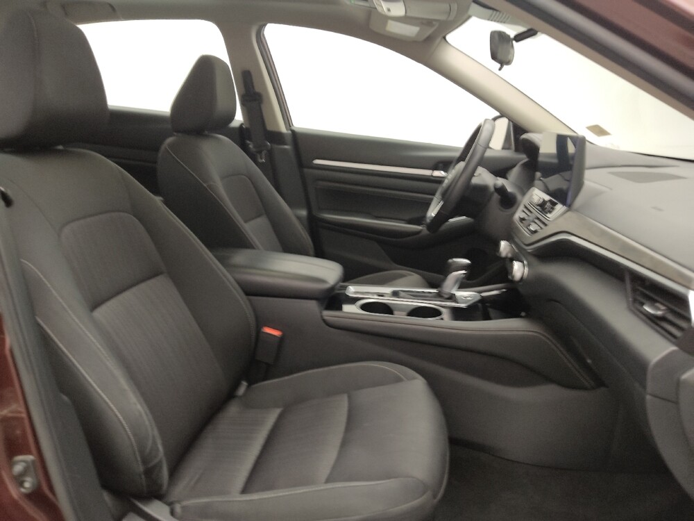 2023 Nissan Altima in Lakewood, CO 80215 - 18119947 21