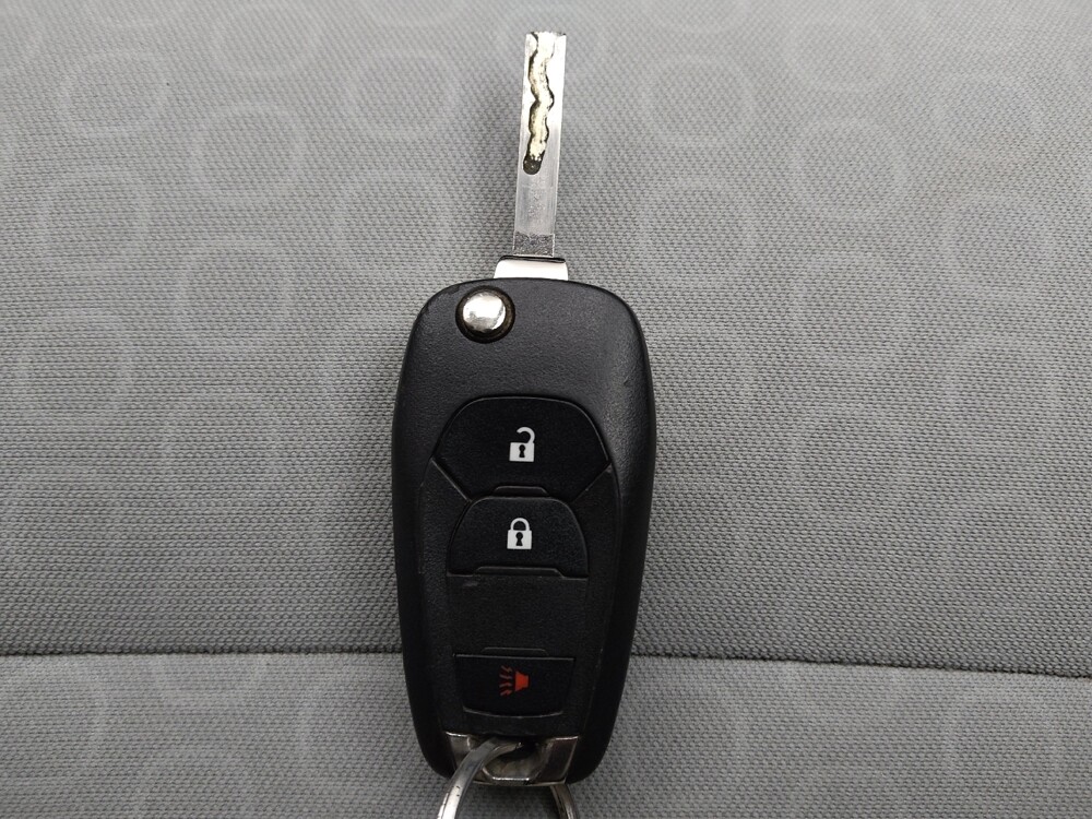 2020 Chevrolet Trax in Lakewood, CO 80215 - 18119948 32