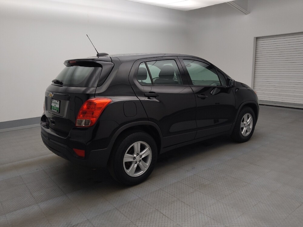 2020 Chevrolet Trax in Lakewood, CO 80215 - 18119948 10
