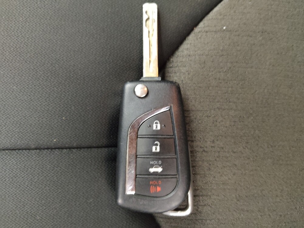 2022 Toyota Camry in Lakewood, CO 80215 - 18119949 32