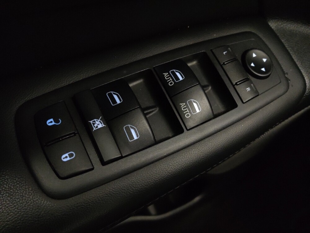 2018 Jeep Grand Cherokee in Lakewood, CO 80215 - 18119950 27