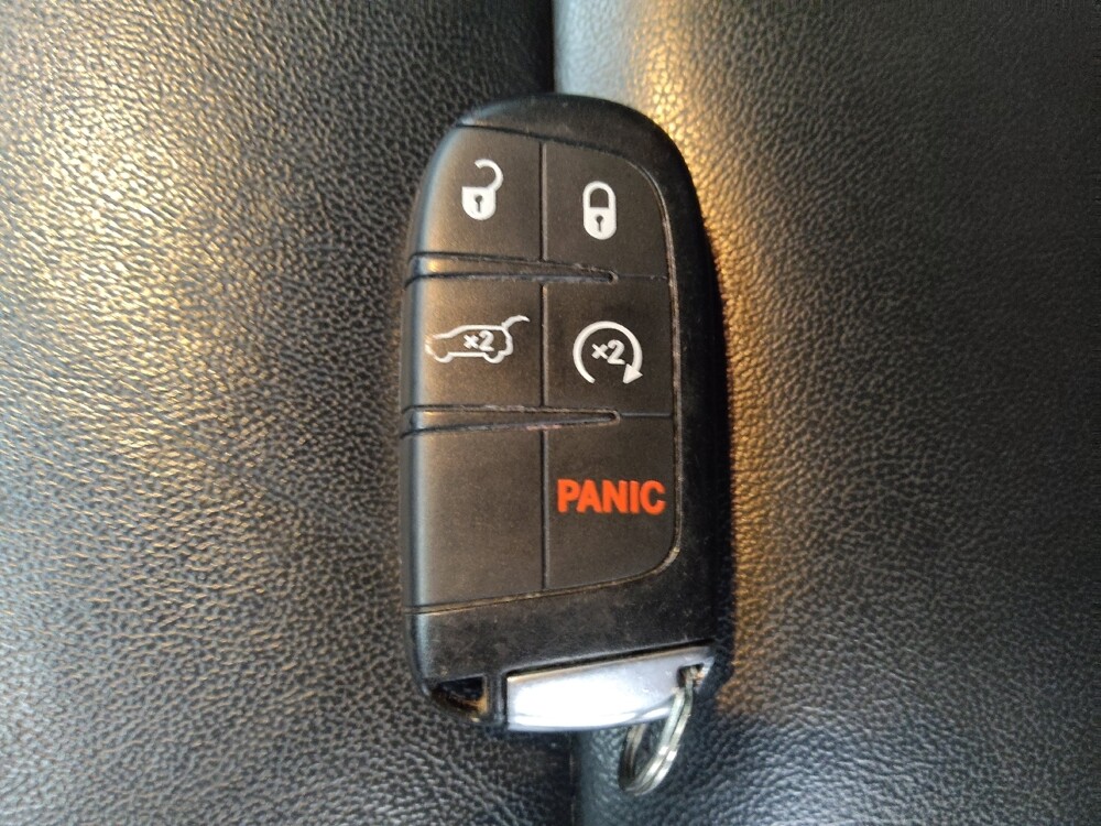 2018 Jeep Grand Cherokee in Lakewood, CO 80215 - 18119950 32