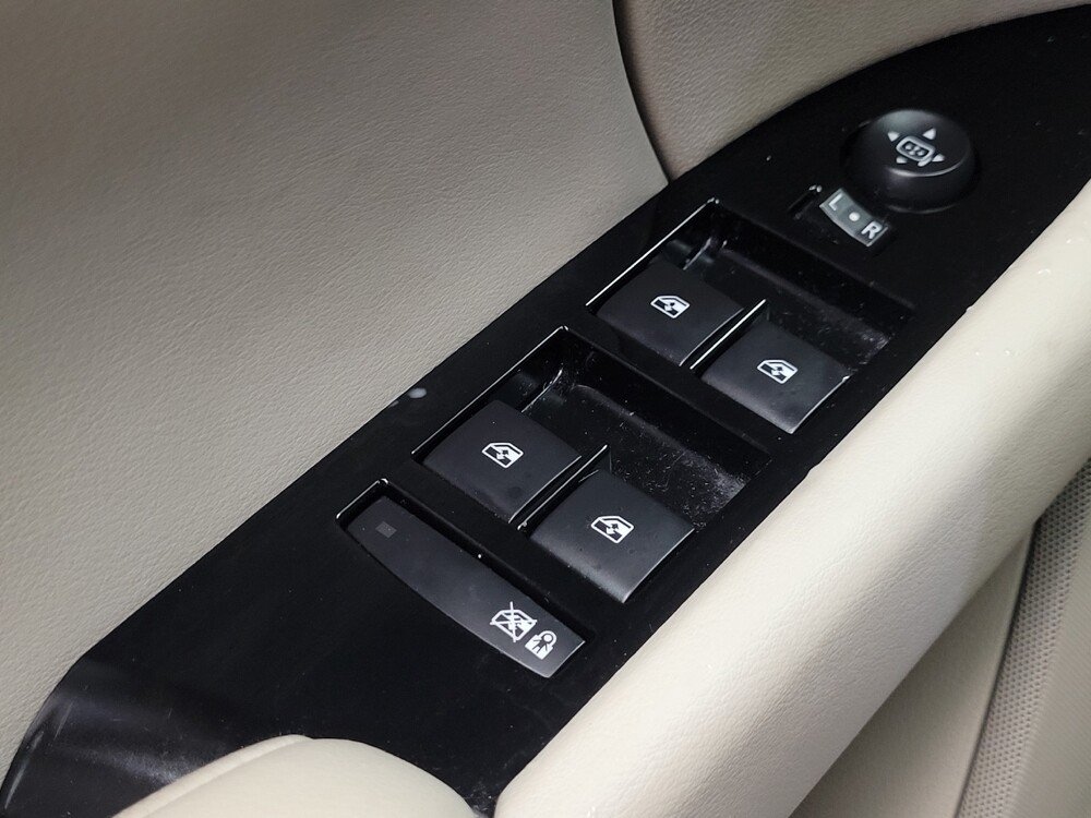 2014 Cadillac XTS in Memphis, TN 38115 - 18119952 27