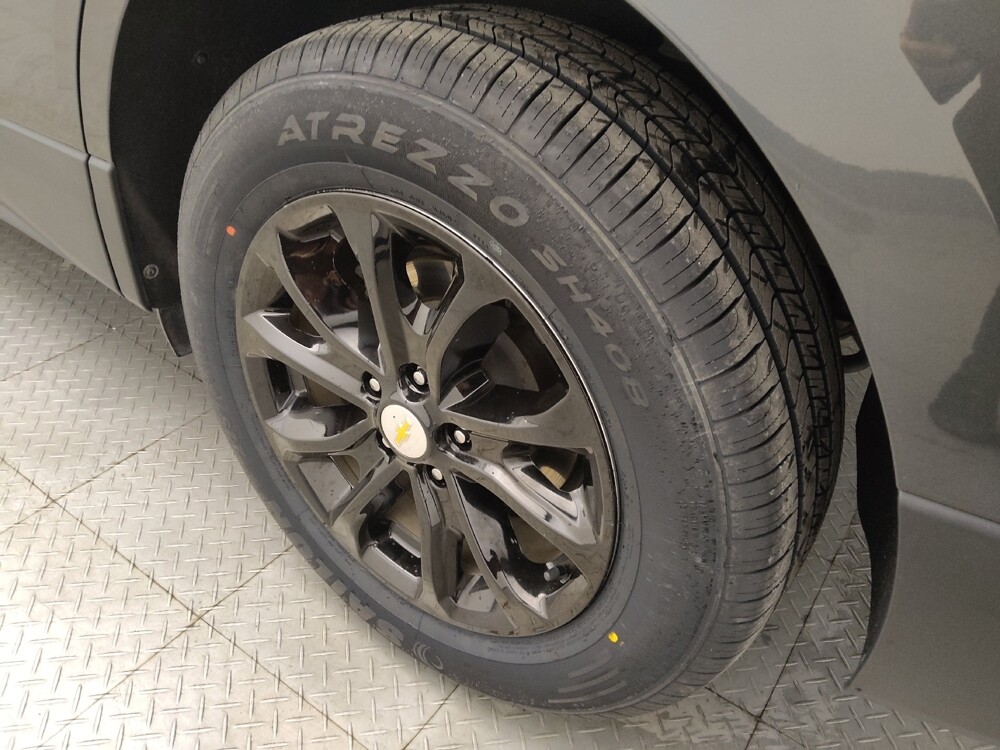 2020 Chevrolet Equinox in Live Oak, TX 78233 - 18119962 31