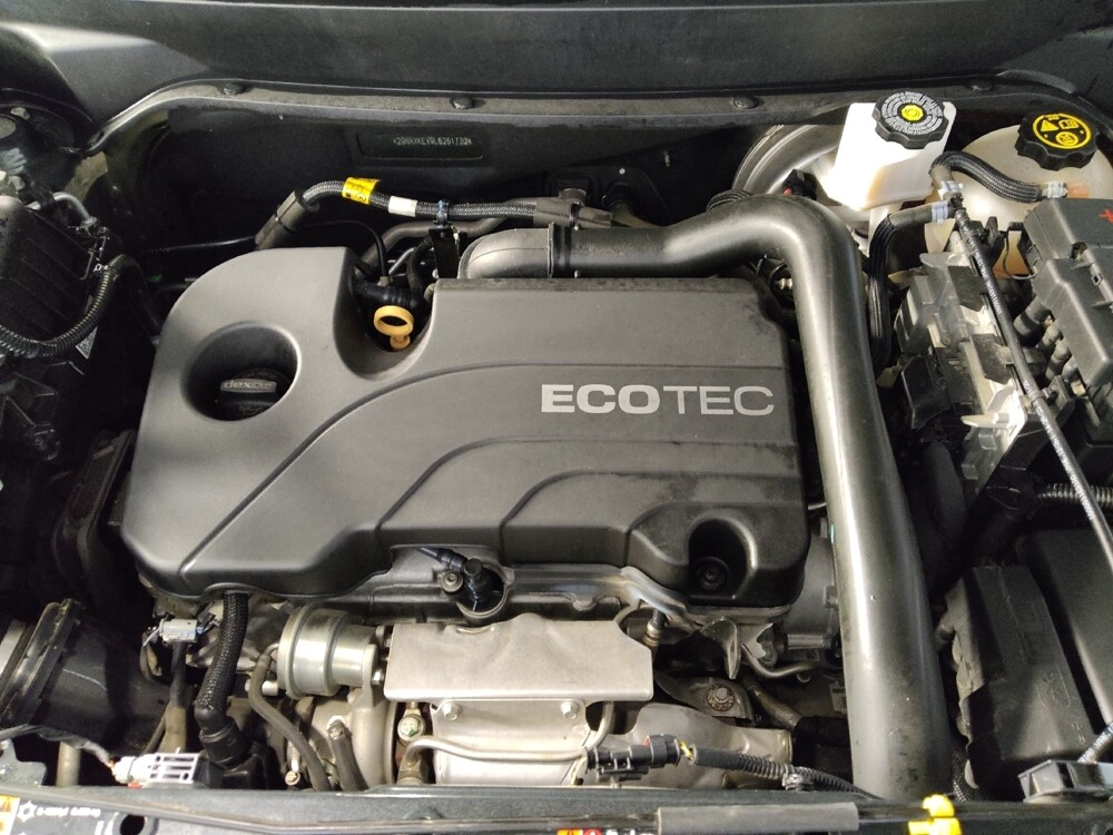 2020 Chevrolet Equinox in Live Oak, TX 78233 - 18119962 30