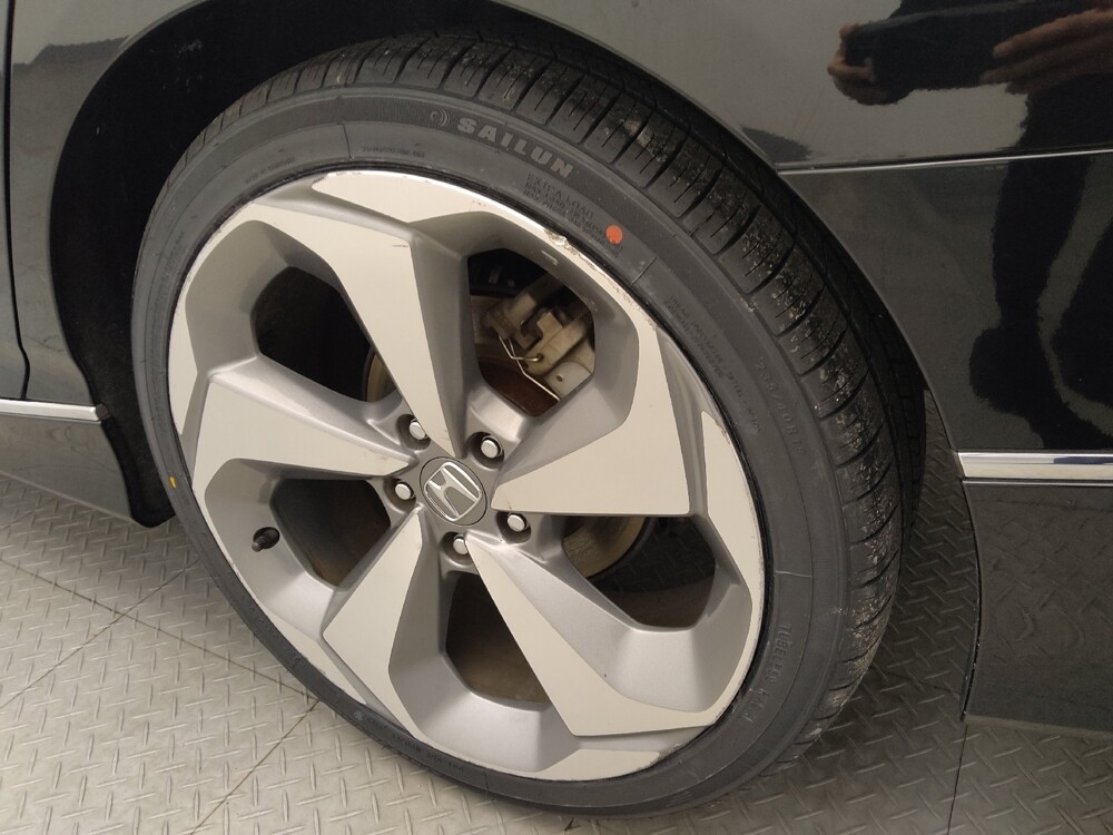 2018 Honda Accord in Metairie, LA 70006 - 18119967 31
