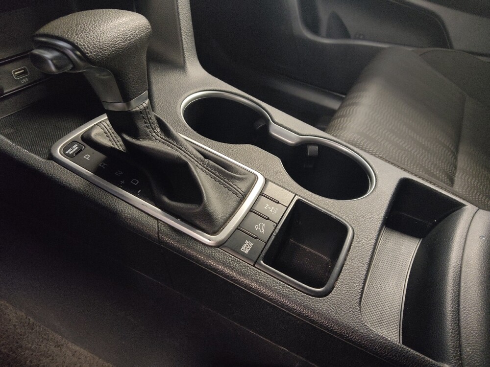 2020 Kia Sportage in Tyler, TX 75701 - 18119971 26