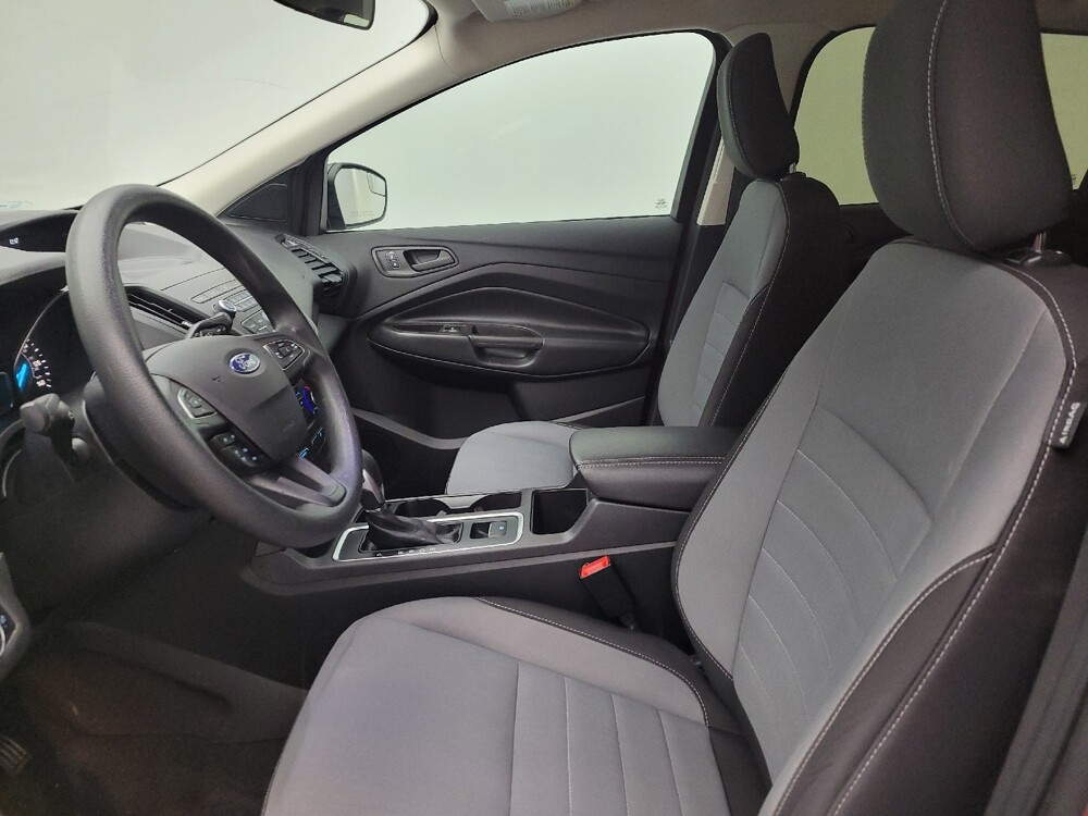 2019 Ford Escape in Maple Heights, OH 44137 - 18119978 17