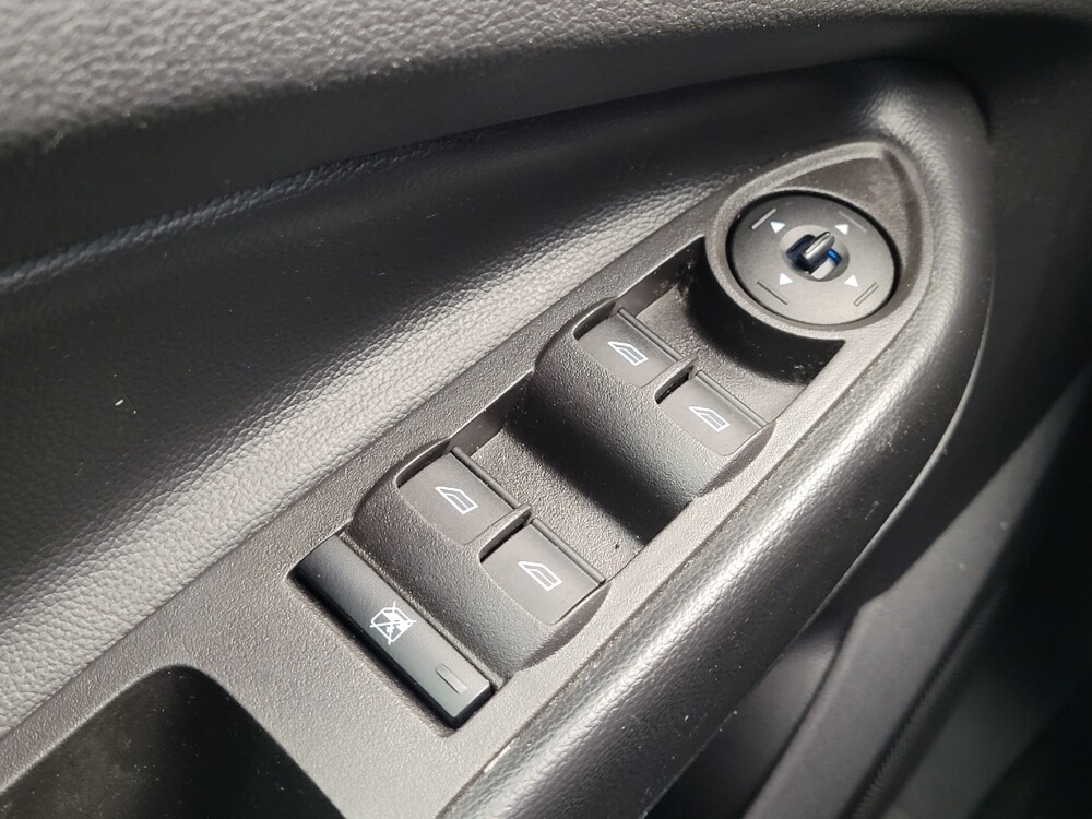 2019 Ford Escape in Maple Heights, OH 44137 - 18119978 27