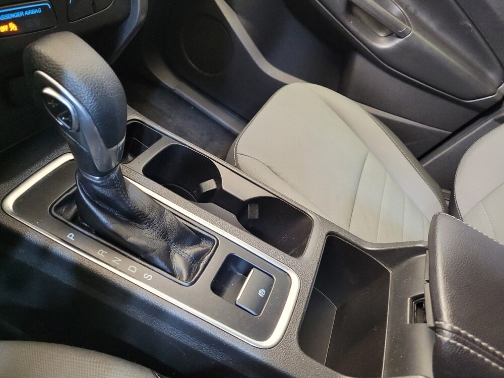 2019 Ford Escape in Maple Heights, OH 44137 - 18119978 26