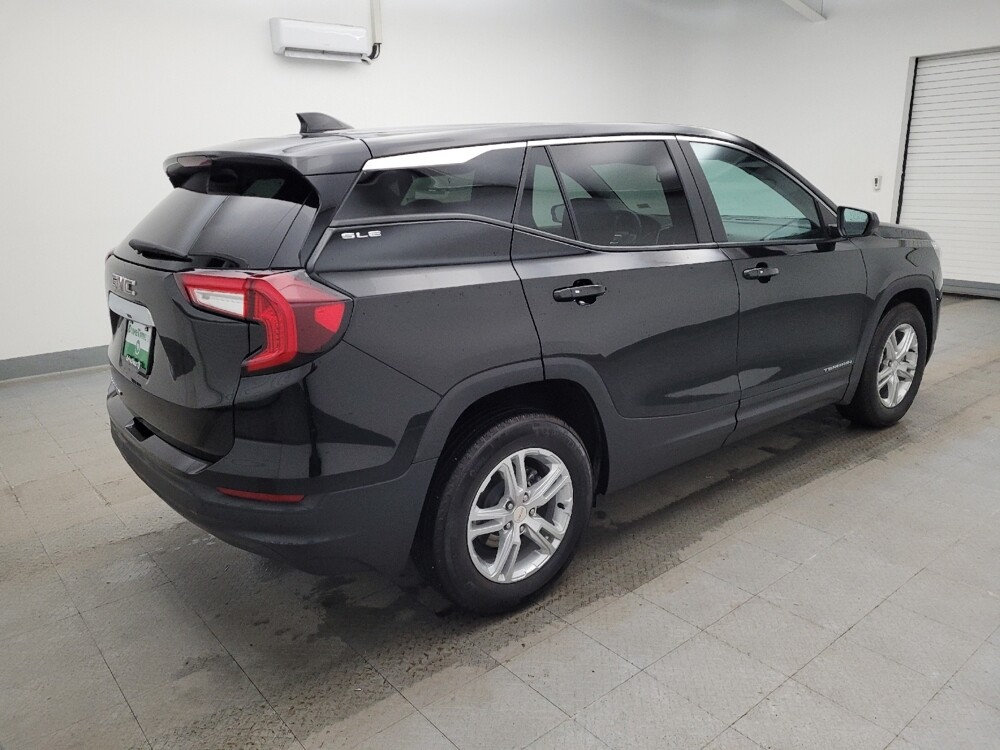 2022 GMC Terrain in Maple Heights, OH 44137 - 18119980 10