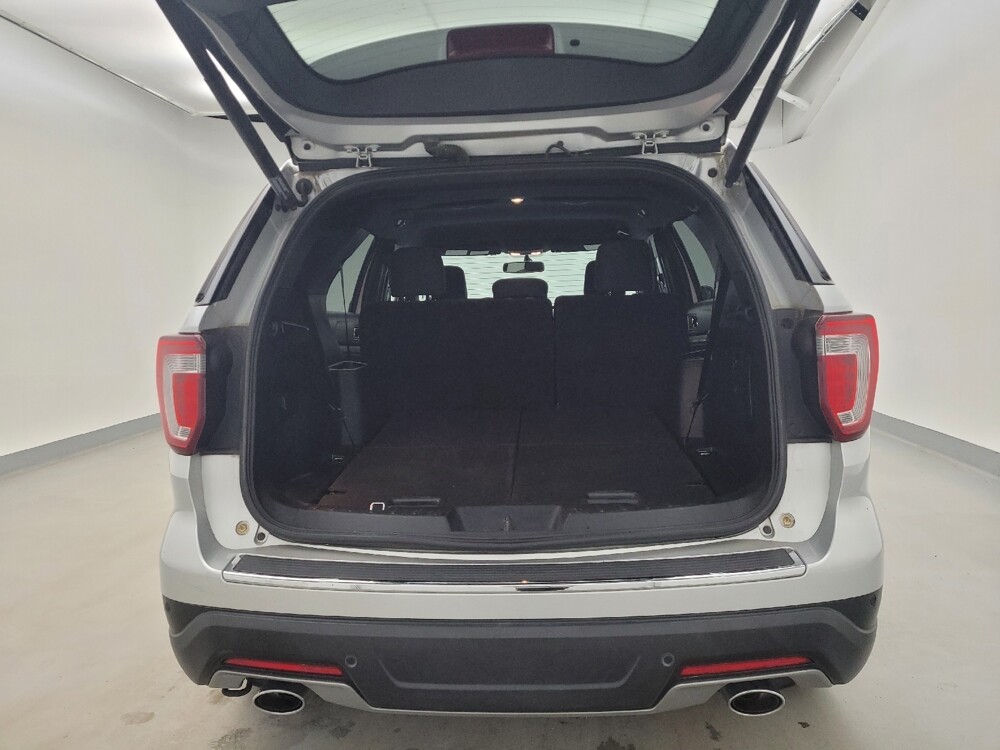 2018 Ford Explorer in Cincinnati, OH 45255 - 18119982 29