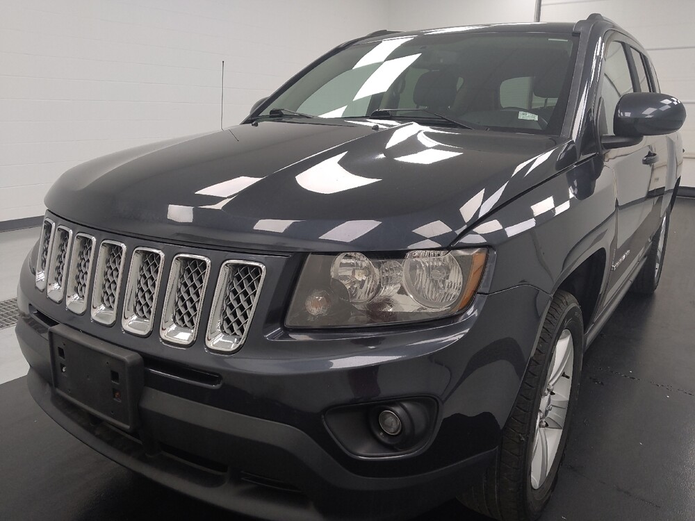 2015 Jeep Compass in St. Louis, MO 63136 - 18119985 15