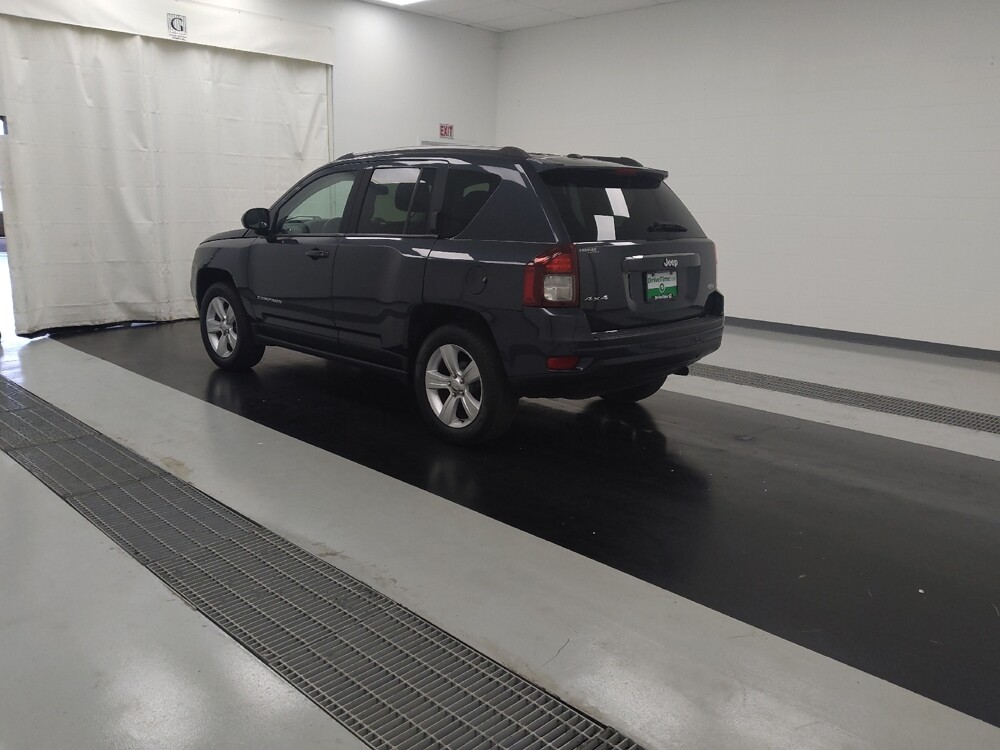 2015 Jeep Compass in St. Louis, MO 63136 - 18119985 5