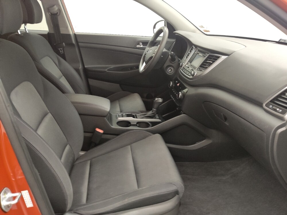 2016 Hyundai Tucson in St. Louis, MO 63136 - 18119987 21