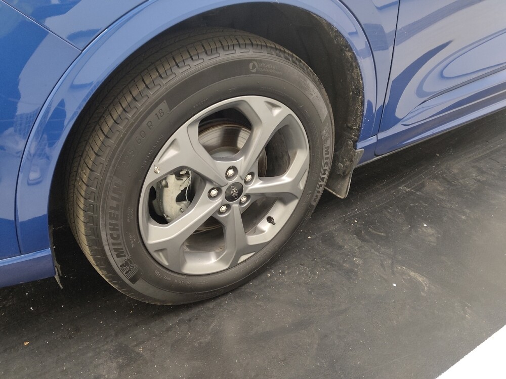 2023 Ford Escape in St. Louis, MO 63136 - 18119988 31