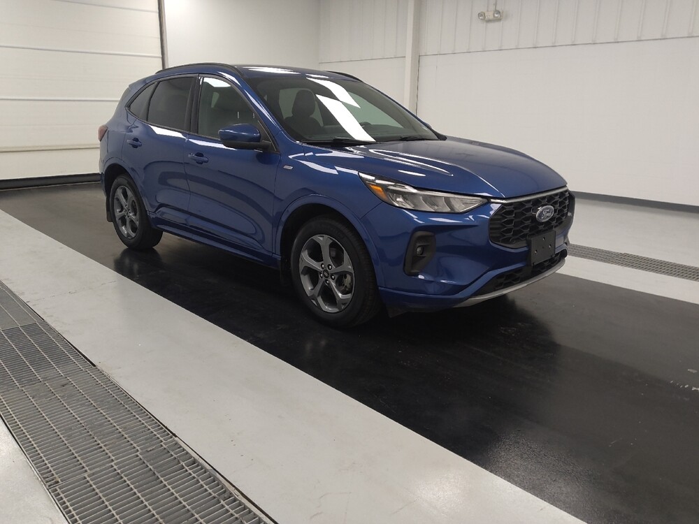 2023 Ford Escape in St. Louis, MO 63136 - 18119988 13
