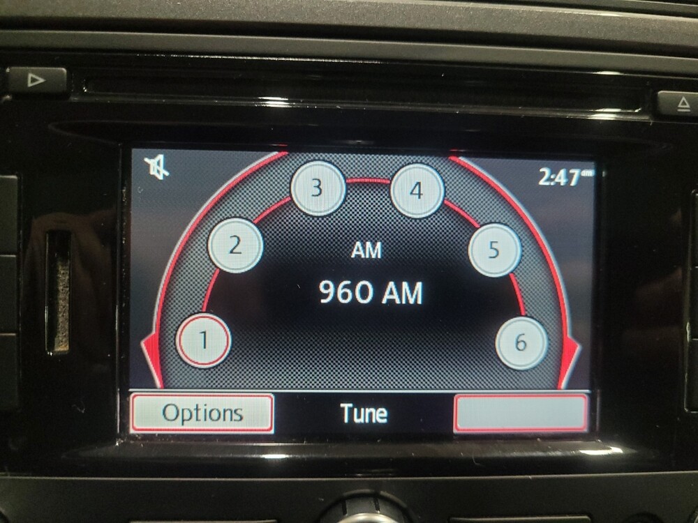 2013 Volkswagen Tiguan in Pittsburgh, PA 15236 - 18119989 25