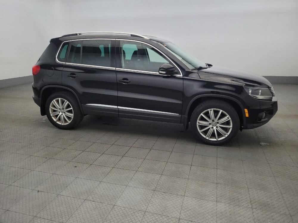 2013 Volkswagen Tiguan in Pittsburgh, PA 15236 - 18119989 11