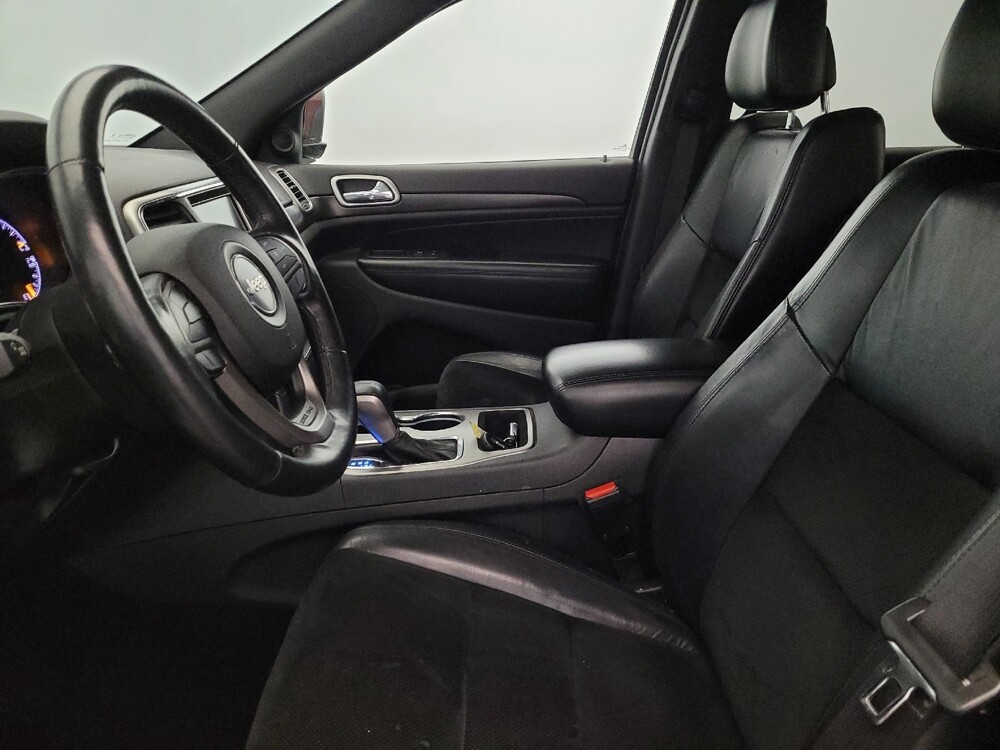 2017 Jeep Grand Cherokee in Pittsburgh, PA 15236 - 18119990 17