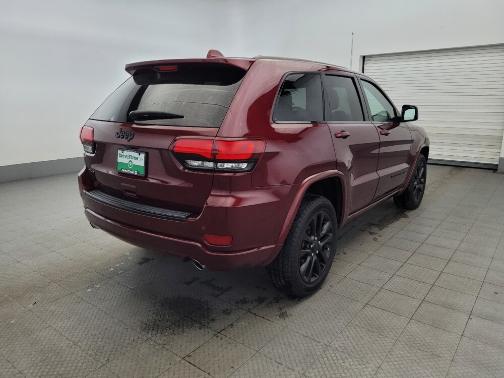 2017 Jeep Grand Cherokee in Pittsburgh, PA 15236 - 18119990 9