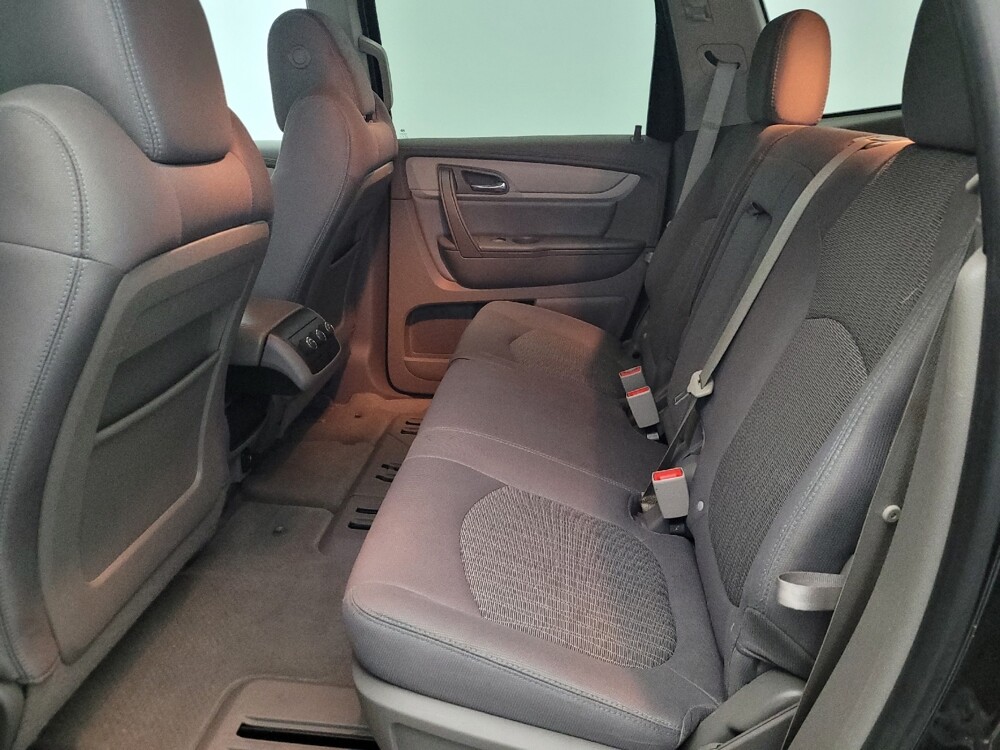 2017 Chevrolet Traverse in Glen Burnie, MD 21061 - 18119992 18