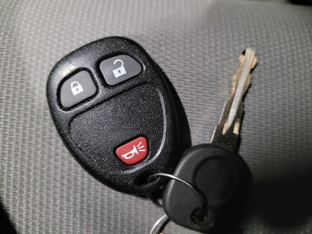 2017 Chevrolet Traverse in Glen Burnie, MD 21061 - 18119992 32