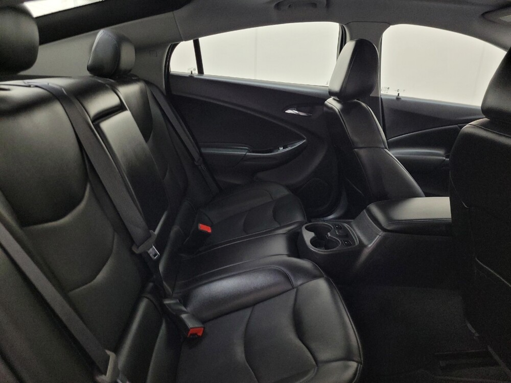 2018 Chevrolet Volt in Pittsburgh, PA 15236 - 18120008 19