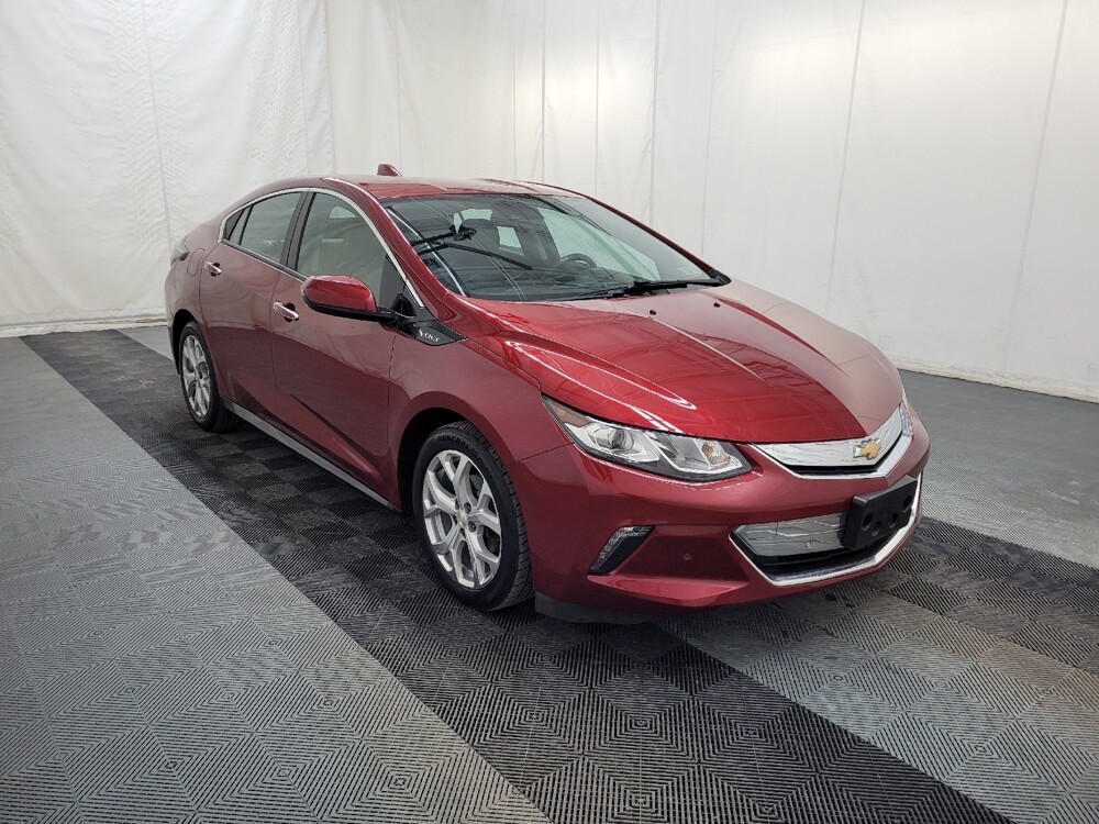 2018 Chevrolet Volt in Pittsburgh, PA 15236 - 18120008 13