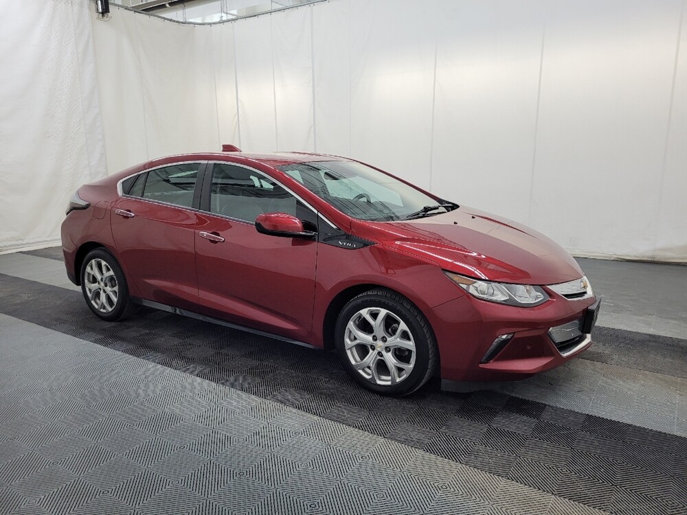 2018 Chevrolet Volt in Pittsburgh, PA 15236 - 18120008 11