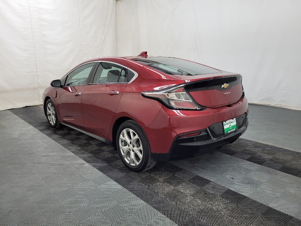 2018 Chevrolet Volt in Pittsburgh, PA 15236 - 18120008 5