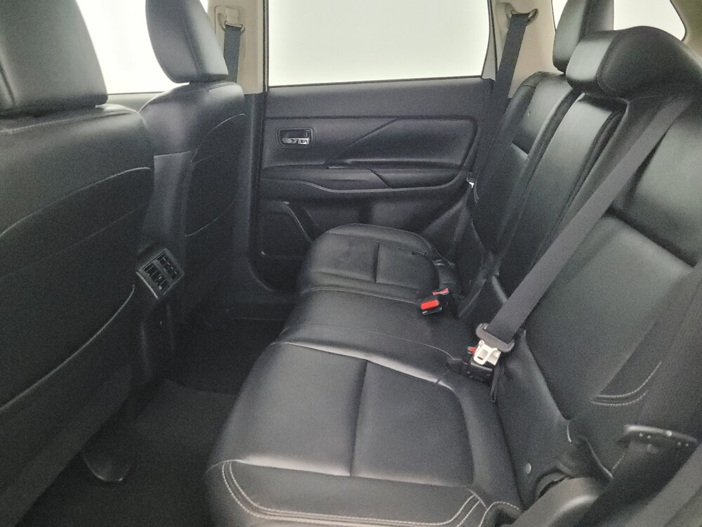 2019 Mitsubishi Outlander in Chesapeake, VA 23320 - 18120012 18
