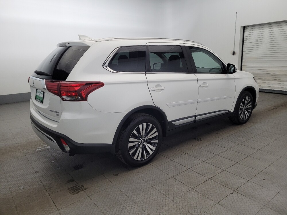 2019 Mitsubishi Outlander in Chesapeake, VA 23320 - 18120012 10