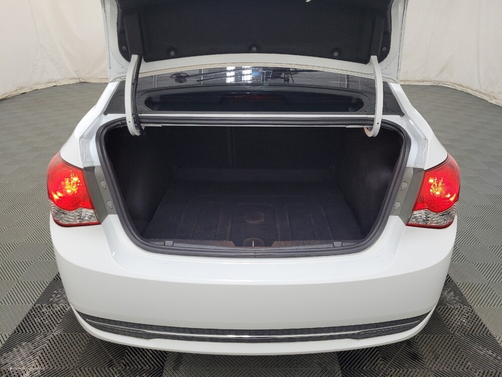 2015 Chevrolet Cruze in Pittsburgh, PA 15236 - 18120018 29