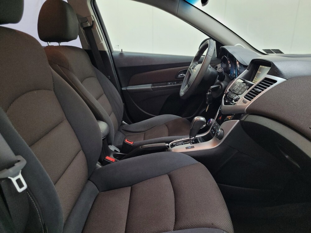 2015 Chevrolet Cruze in Pittsburgh, PA 15236 - 18120018 21