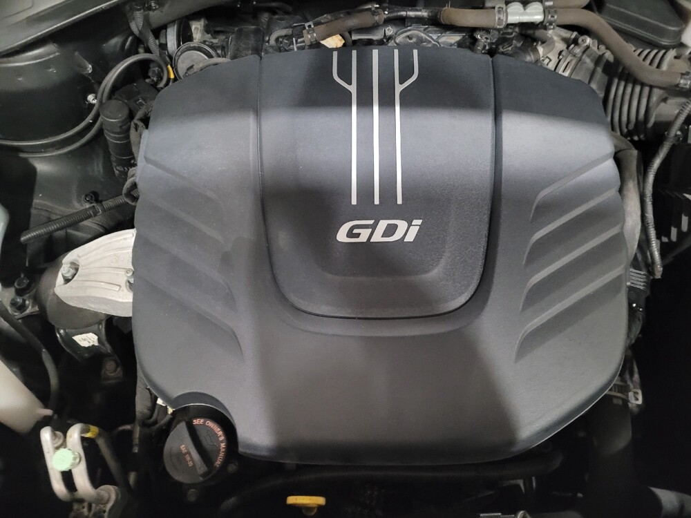 2017 Kia Sorento in Glen Burnie, MD 21061 - 18120020 30