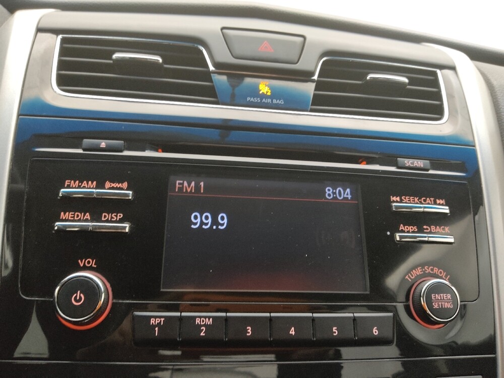 2015 Nissan Altima in St. Louis, MO 63136 - 18120021 25