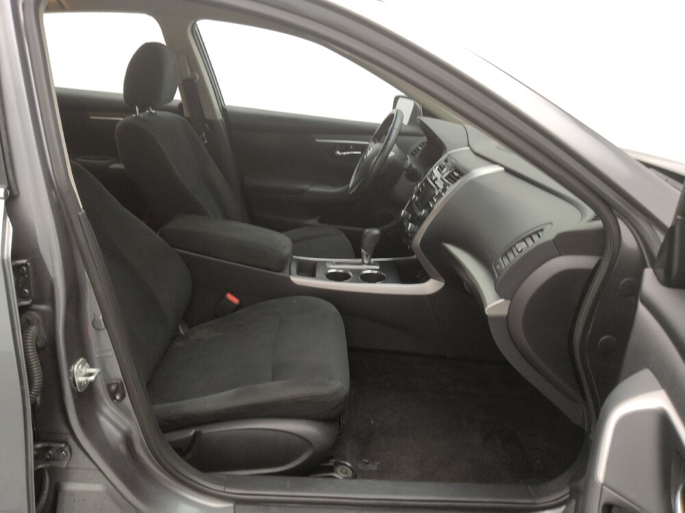 2015 Nissan Altima in St. Louis, MO 63136 - 18120021 21