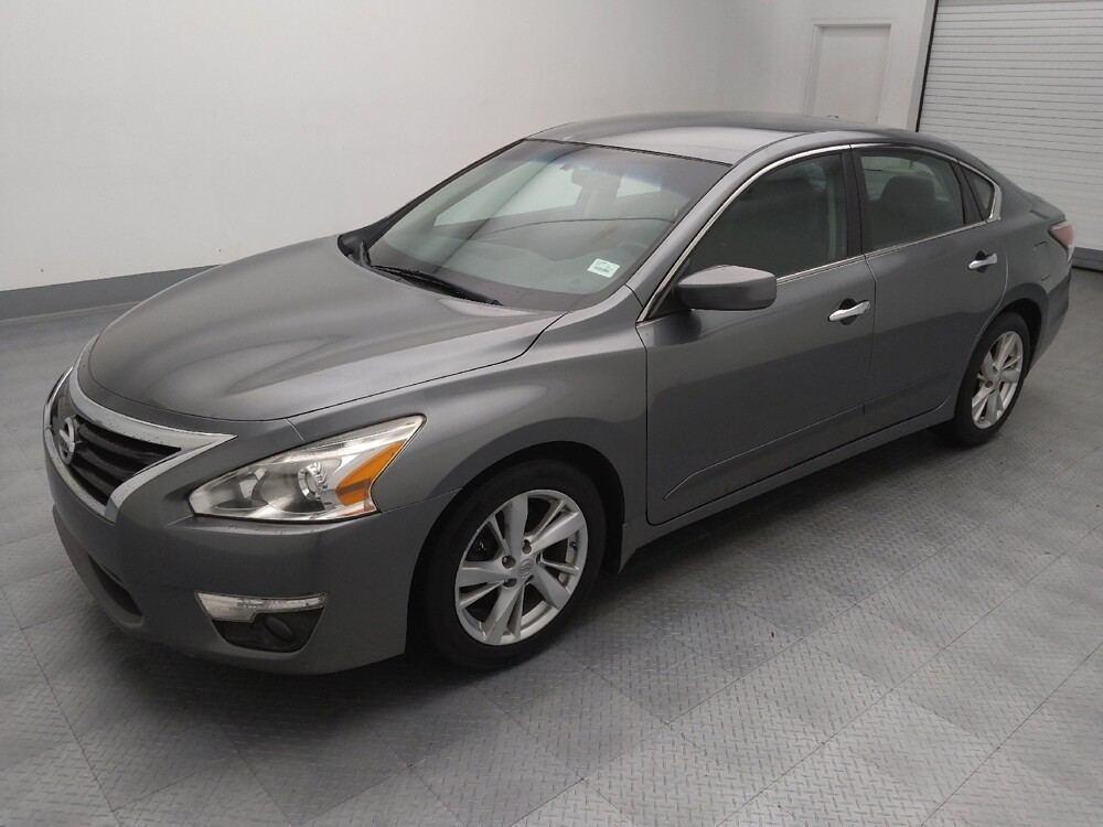 2015 Nissan Altima in St. Louis, MO 63136 - 18120021 2