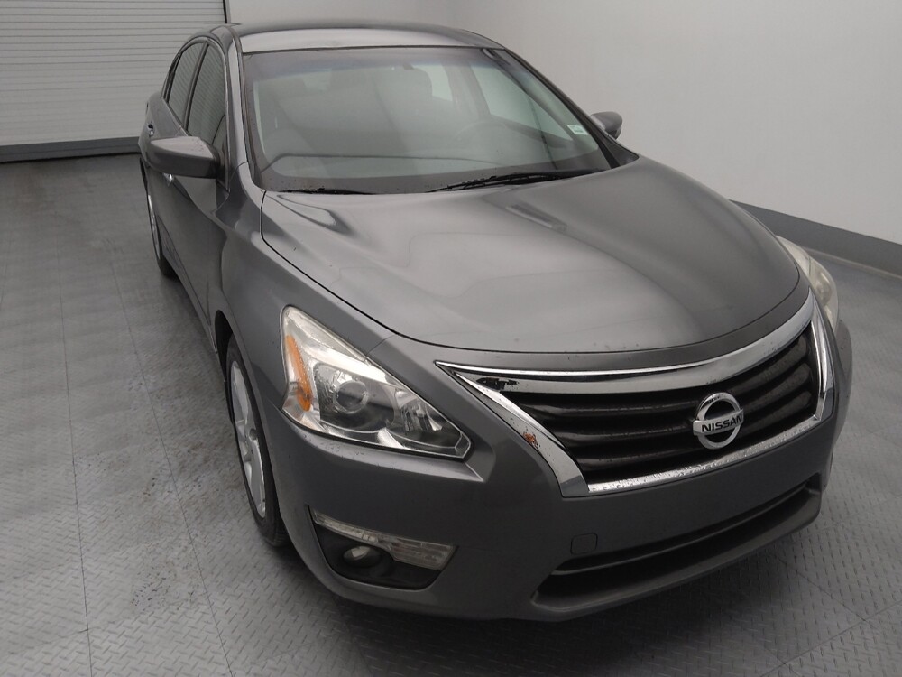 2015 Nissan Altima in St. Louis, MO 63136 - 18120021 14