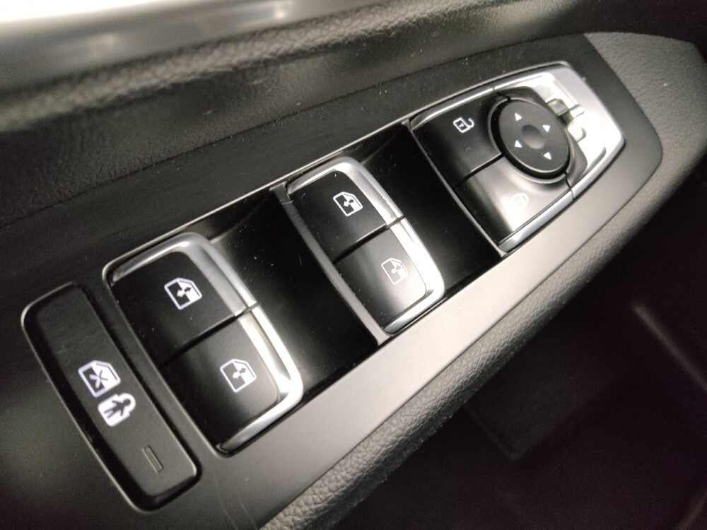 2020 Kia Telluride in Wichita, KS 67207 - 18120024 27