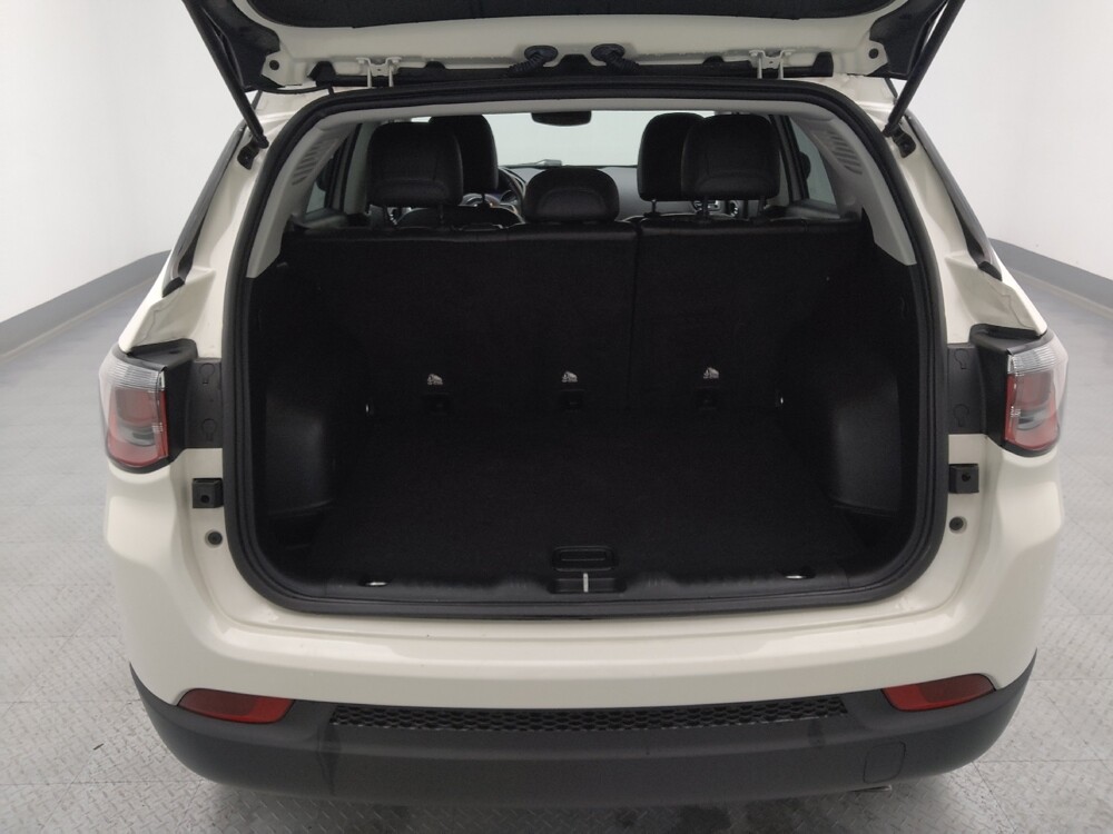 2019 Jeep Compass in Gladstone, MO 64118 - 18120025 29