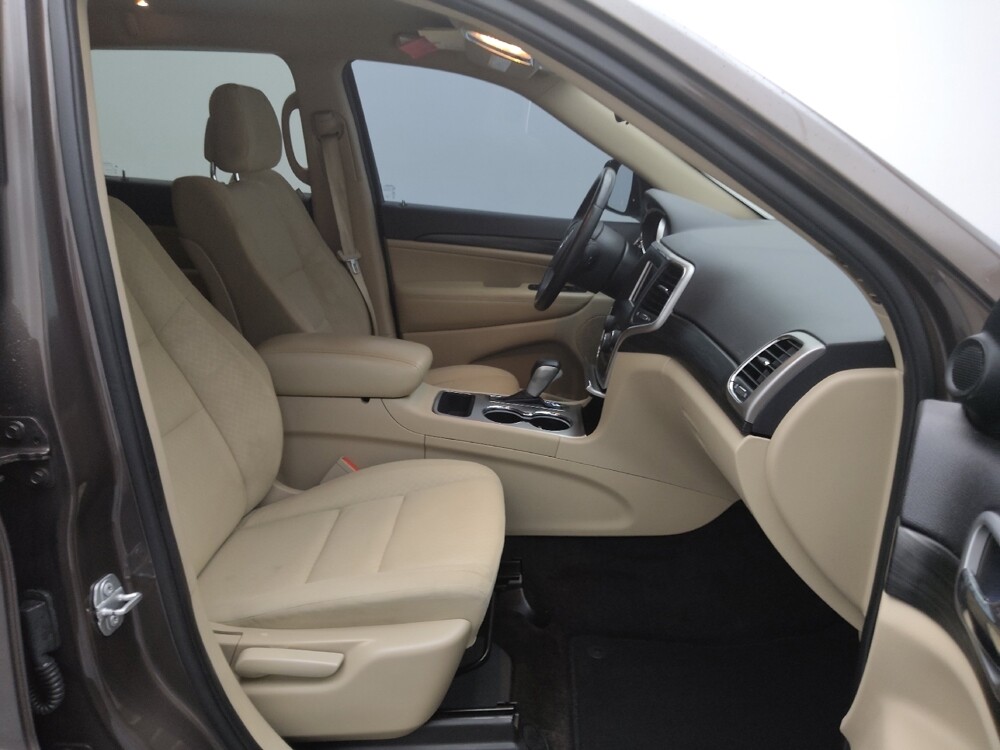 2019 Jeep Grand Cherokee in St. Louis, MO 63136 - 18120026 21