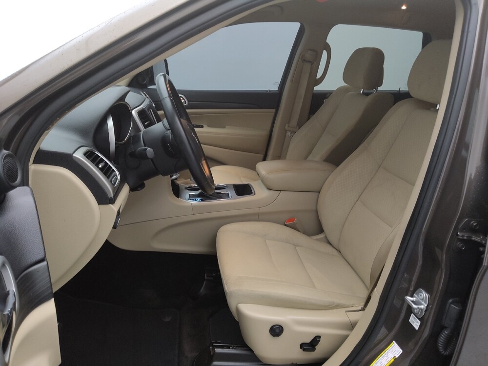 2019 Jeep Grand Cherokee in St. Louis, MO 63136 - 18120026 17